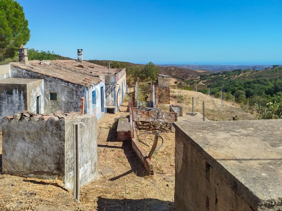 Moradia T2 para Venda em Santa Catarina da Fonte do Bispo Foto 11