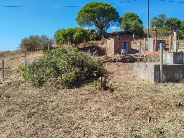 Moradia T2 para Venda em Santa Catarina da Fonte do Bispo