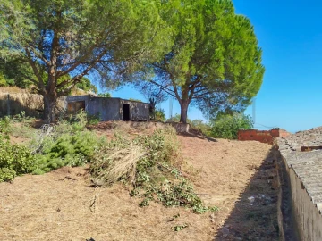 Moradia T2 para Venda em Santa Catarina da Fonte do Bispo
