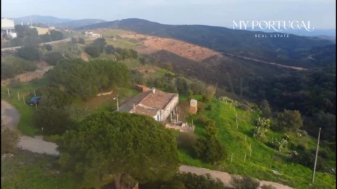 Moradia T2 para Venda em Santa Catarina da Fonte do Bispo