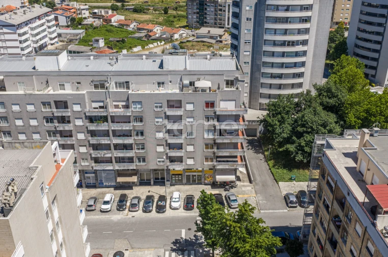 Apartamento T3 para Venda em Aguas Santas Foto 35