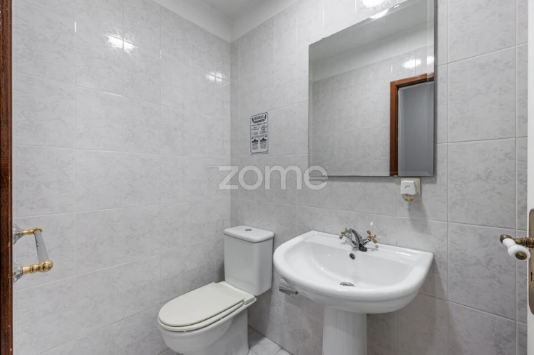 Apartamento T3 para Venda em Aguas Santas Foto 13