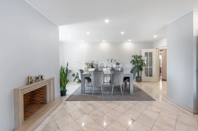 Apartamento T3 para Venda em Aguas Santas Foto 6