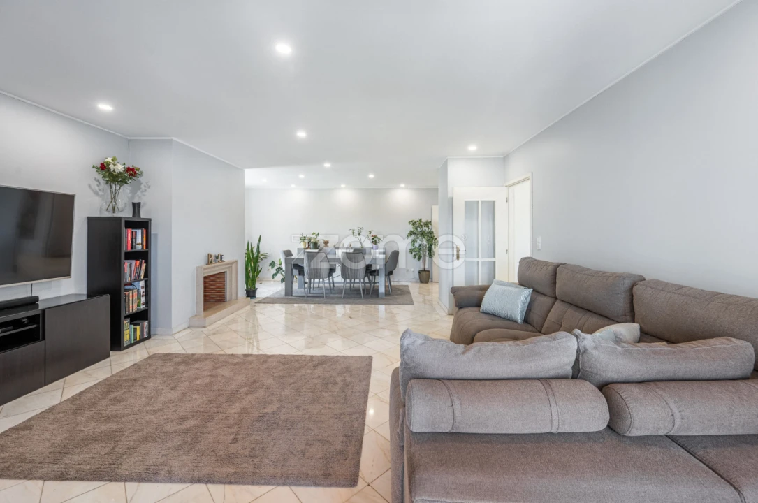 Apartamento T3 para Venda em Aguas Santas Foto 1