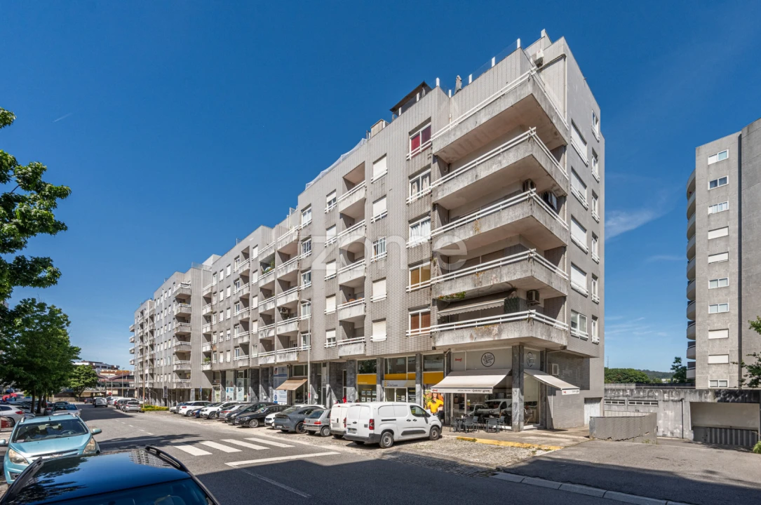 Apartamento T3 para Venda em Aguas Santas Foto 33