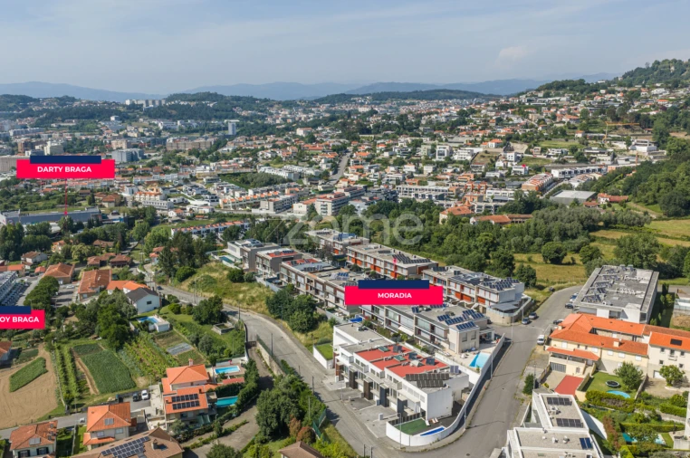 Moradia T4 para Venda em Nogueira, Fraião e Lamaçães Foto 43