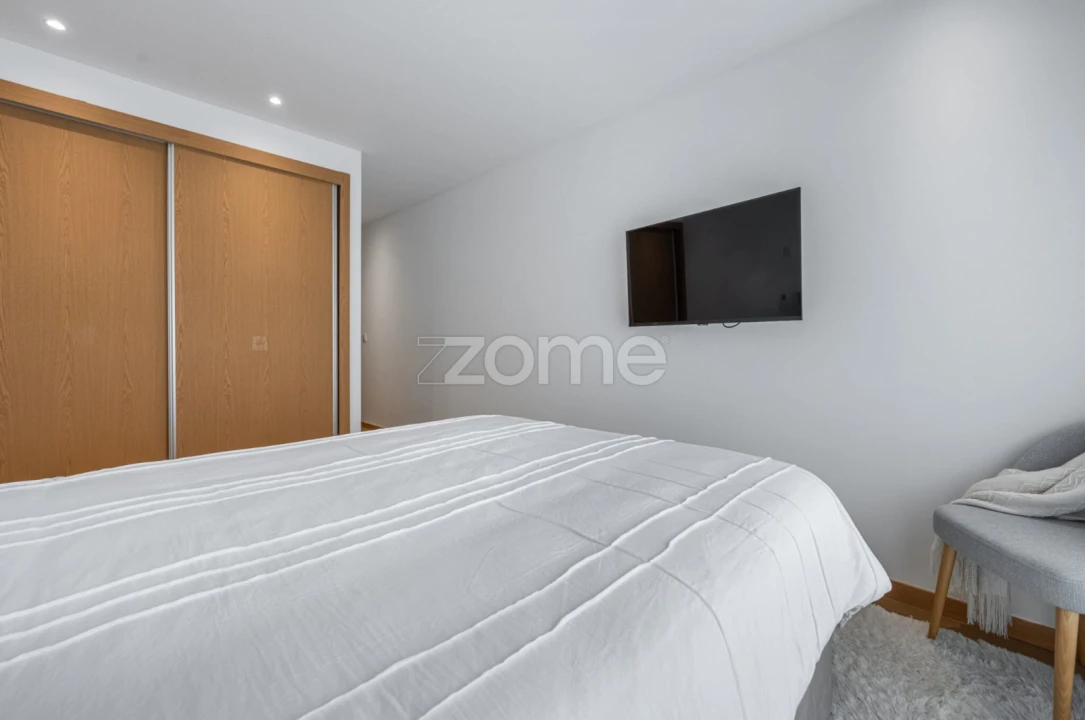 Apartamento T4 para Venda em Moreira Foto 22