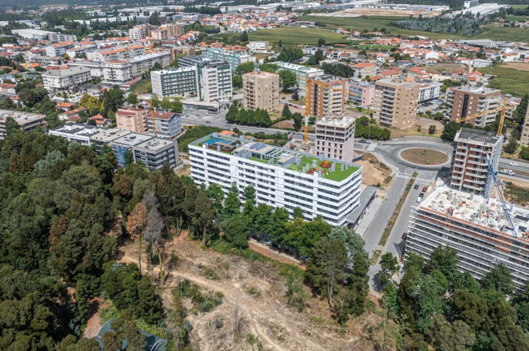 Apartamento T4 para Venda em Moreira Foto 4