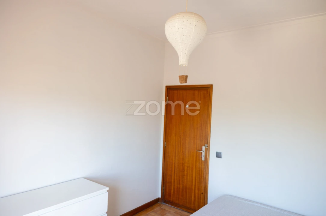 Apartamento T2 para Venda em Cedofeita, Santo Ildefonso, Sé, Miragaia, São Nicolau e Vitória Foto 17