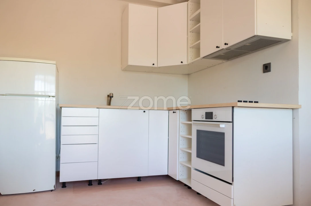 Apartamento T2 para Venda em Cedofeita, Santo Ildefonso, Sé, Miragaia, São Nicolau e Vitória Foto 4