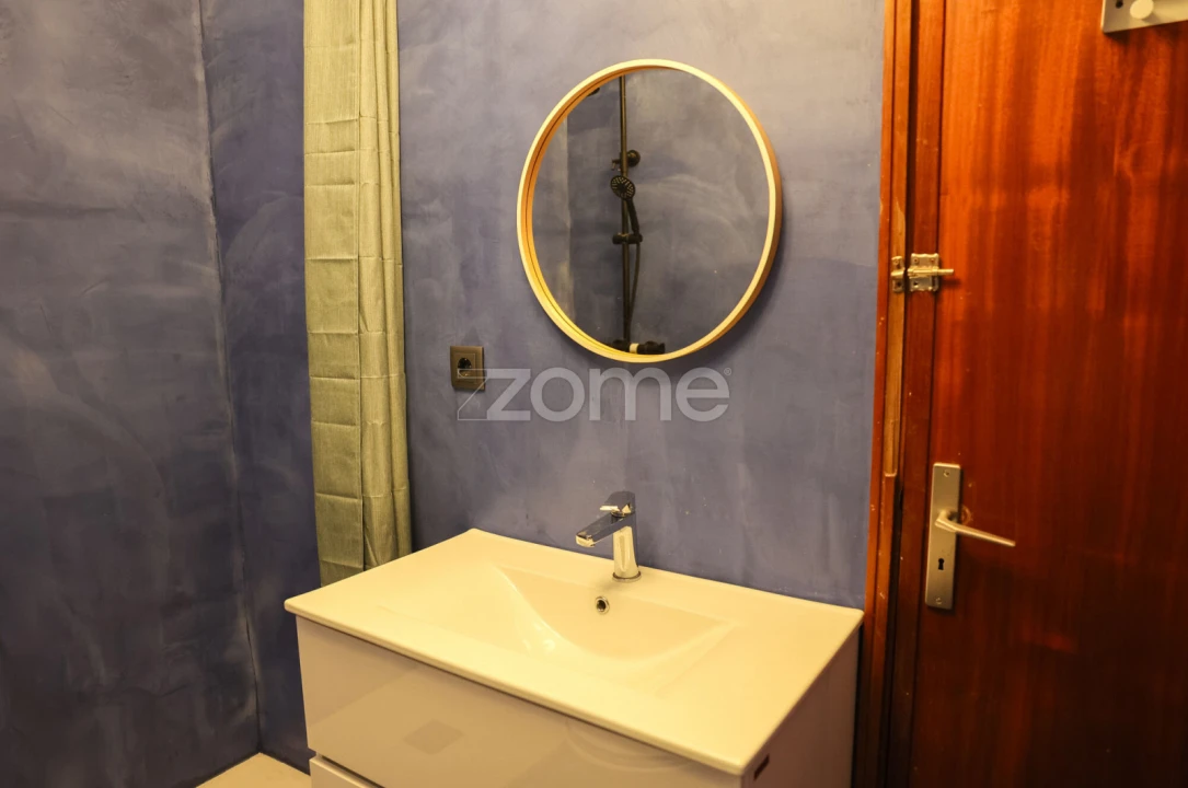 Apartamento T2 para Venda em Cedofeita, Santo Ildefonso, Sé, Miragaia, São Nicolau e Vitória Foto 18