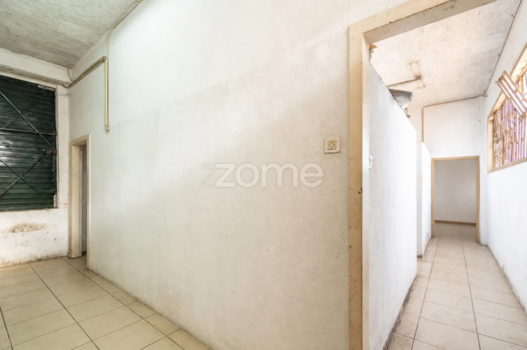 Terreno Comércio / Armazém para Venda em São Mamede de Infesta e Senhora da Hora Foto 18