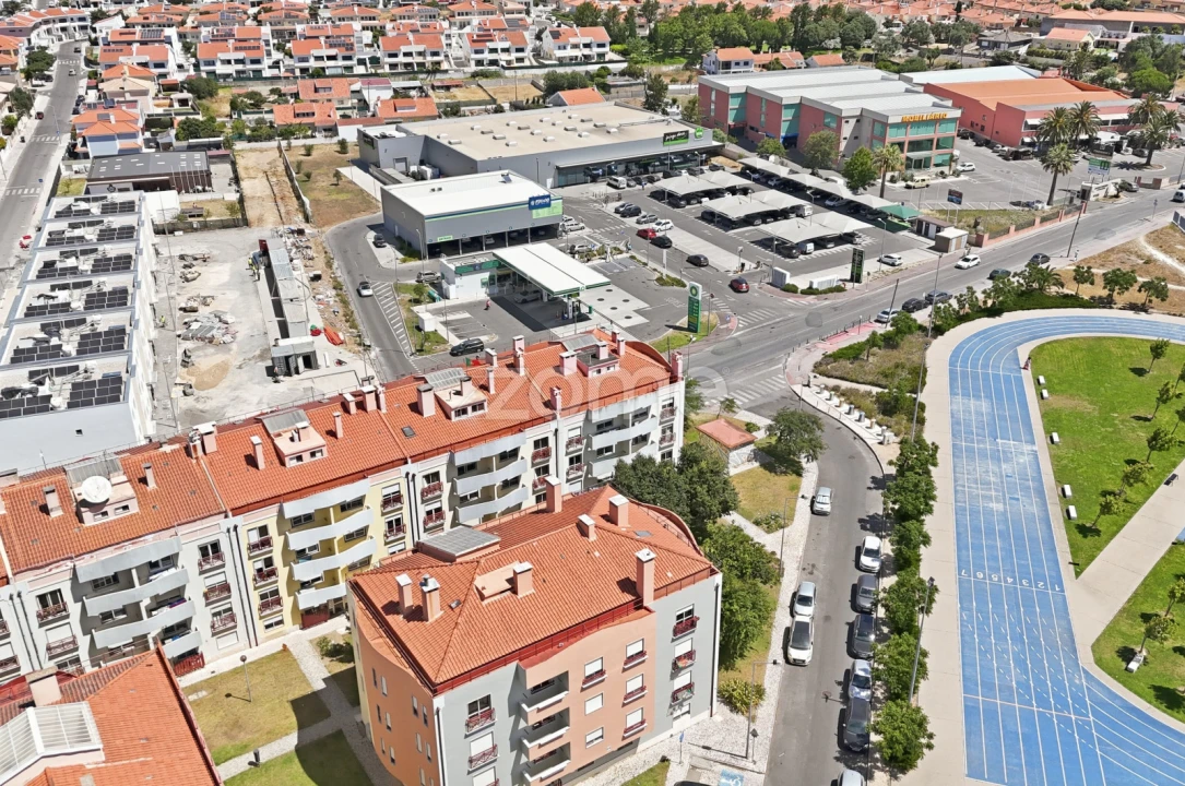 Apartamento T2 para Venda em São Domingos de Rana Foto 20
