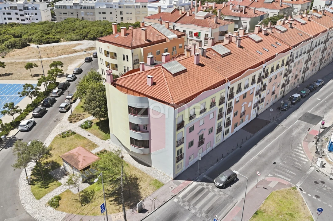 Apartamento T2 para Venda em São Domingos de Rana Foto 2