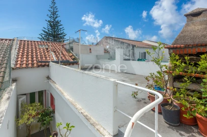 Moradia T3 para Venda em Rosto do Cão (São Roque)