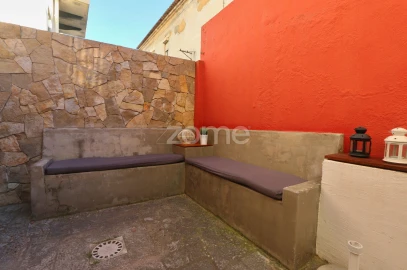 Moradia T5 para Venda em Carcavelos e Parede