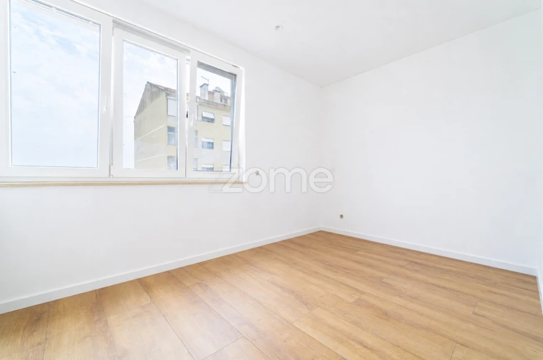 Apartamento T2 para Venda em Alto do Seixalinho, Santo André e Verderena Foto 18