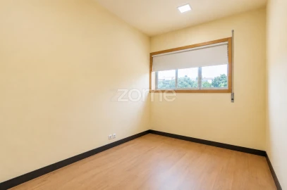 Negócio para Venda em Braga (São José de São Lázaro e São João do Souto)