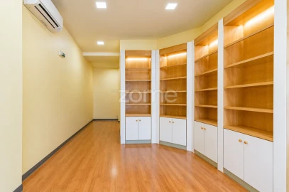 Negócio para Venda em Braga (São José de São Lázaro e São João do Souto)
