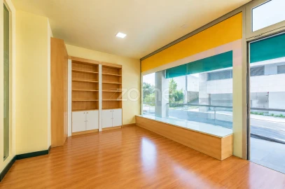 Negócio para Venda em Braga (São José de São Lázaro e São João do Souto)