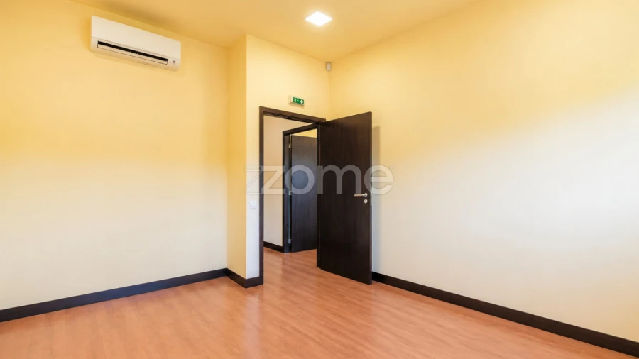 Negócio para Venda em Braga (São José de São Lázaro e São João do Souto)