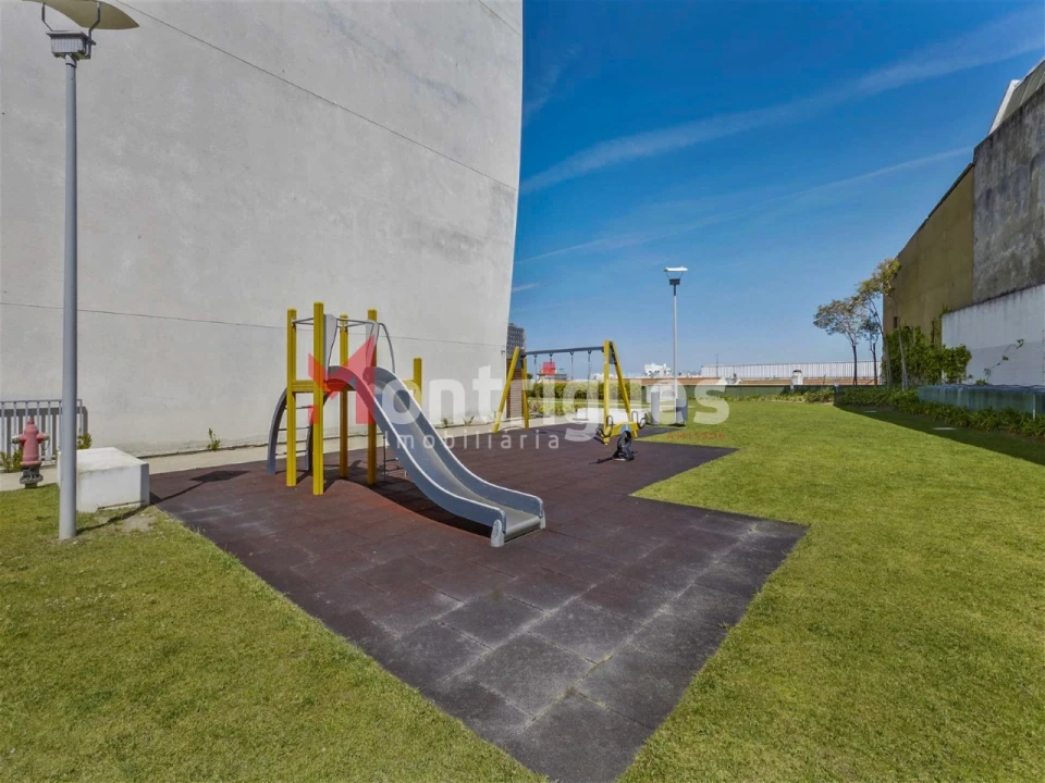 Apartamento T1 para Venda em Parque das Nações Foto 3