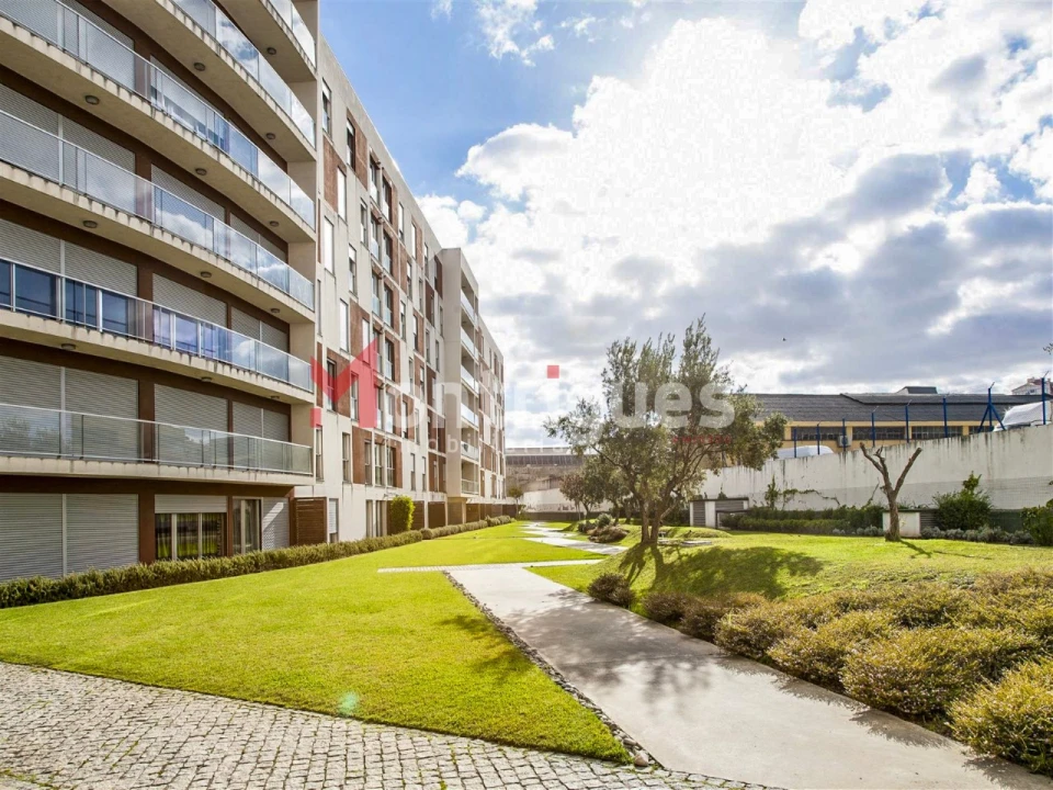 Apartamento T1 para Venda em Parque das Nações Foto 4