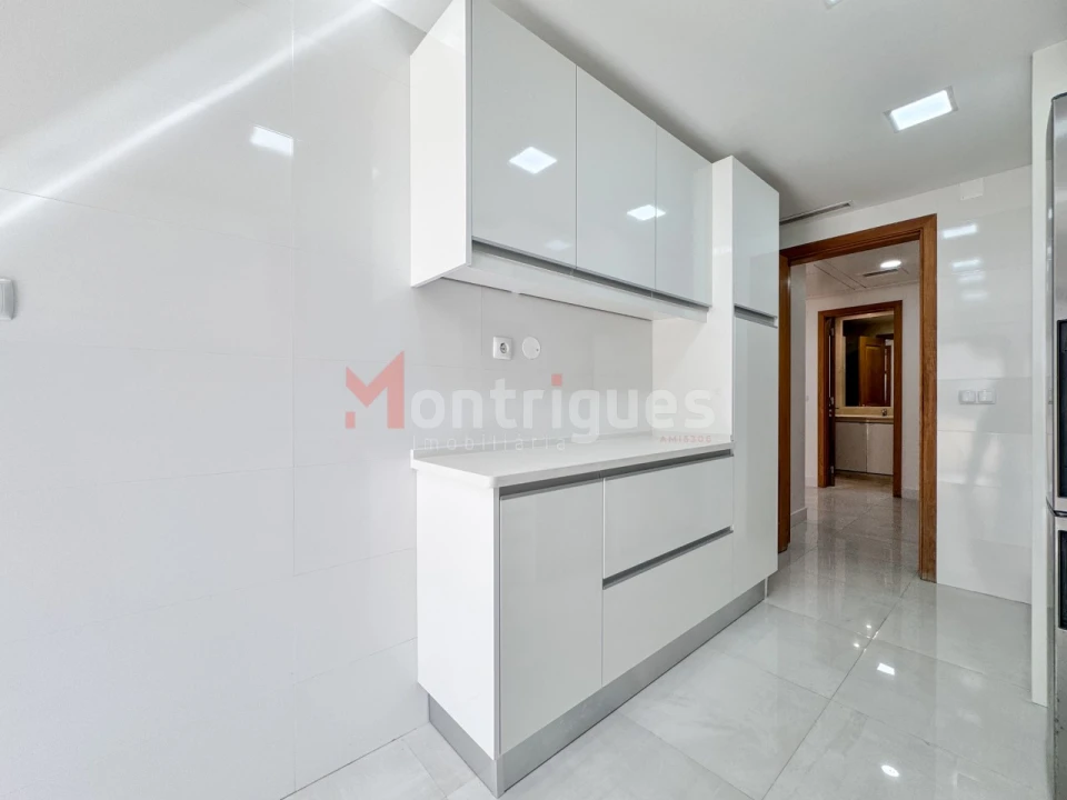 Apartamento T3 para Venda em Parque das Nações Foto 14