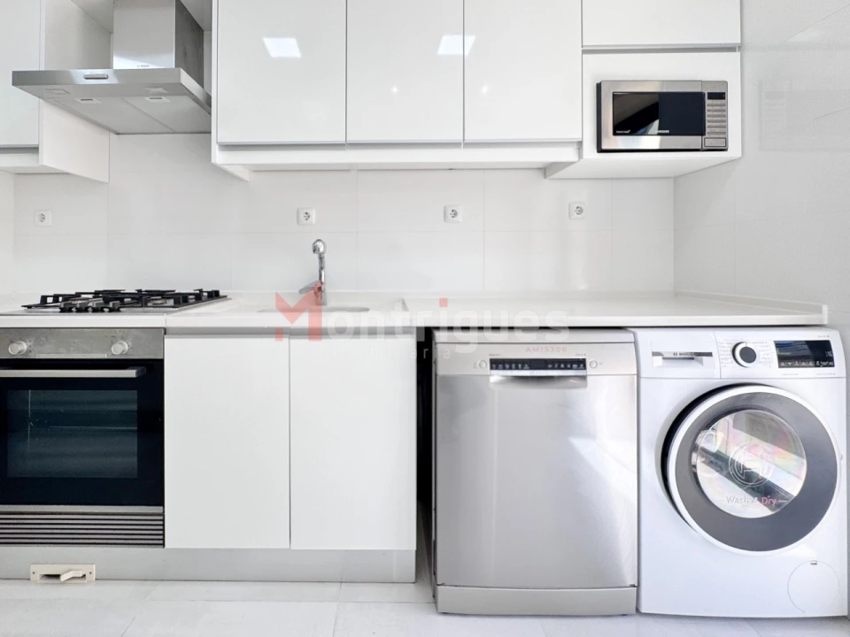 Apartamento T3 para Venda em Parque das Nações Foto 15