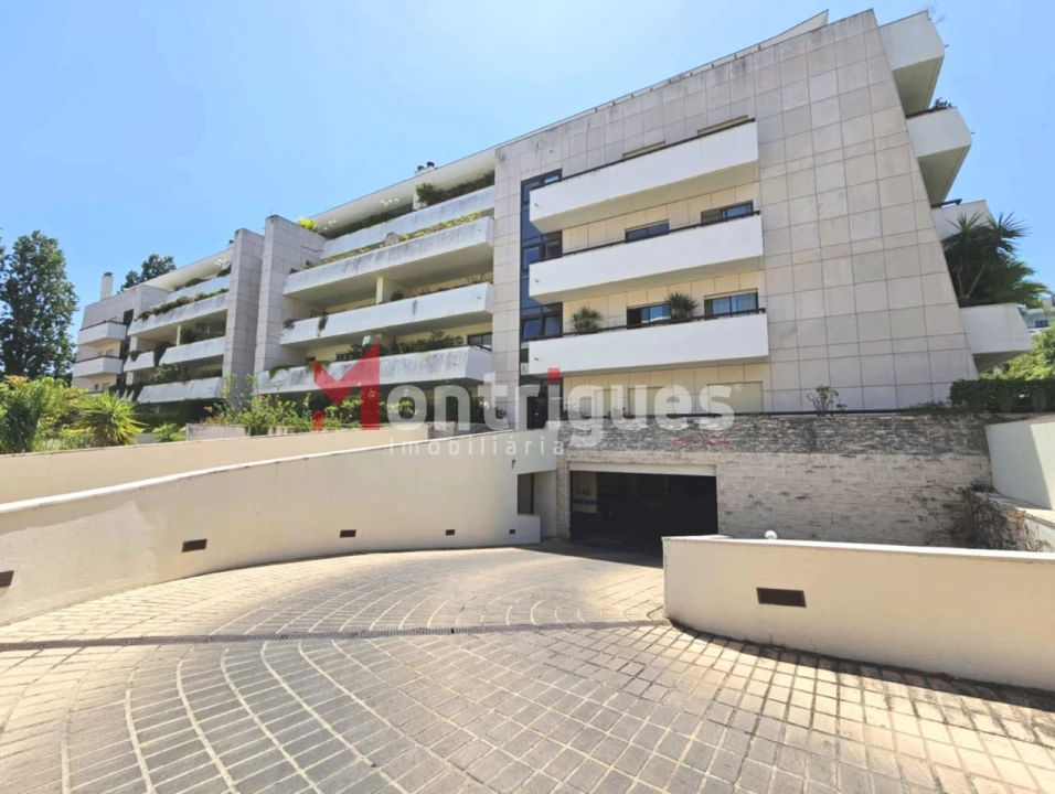 Apartamento T3 para Venda em Parque das Nações Foto 2