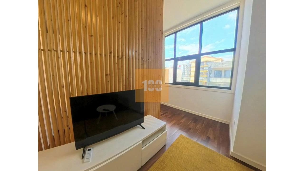 Apartamento para Venda em Ramalde Foto 2