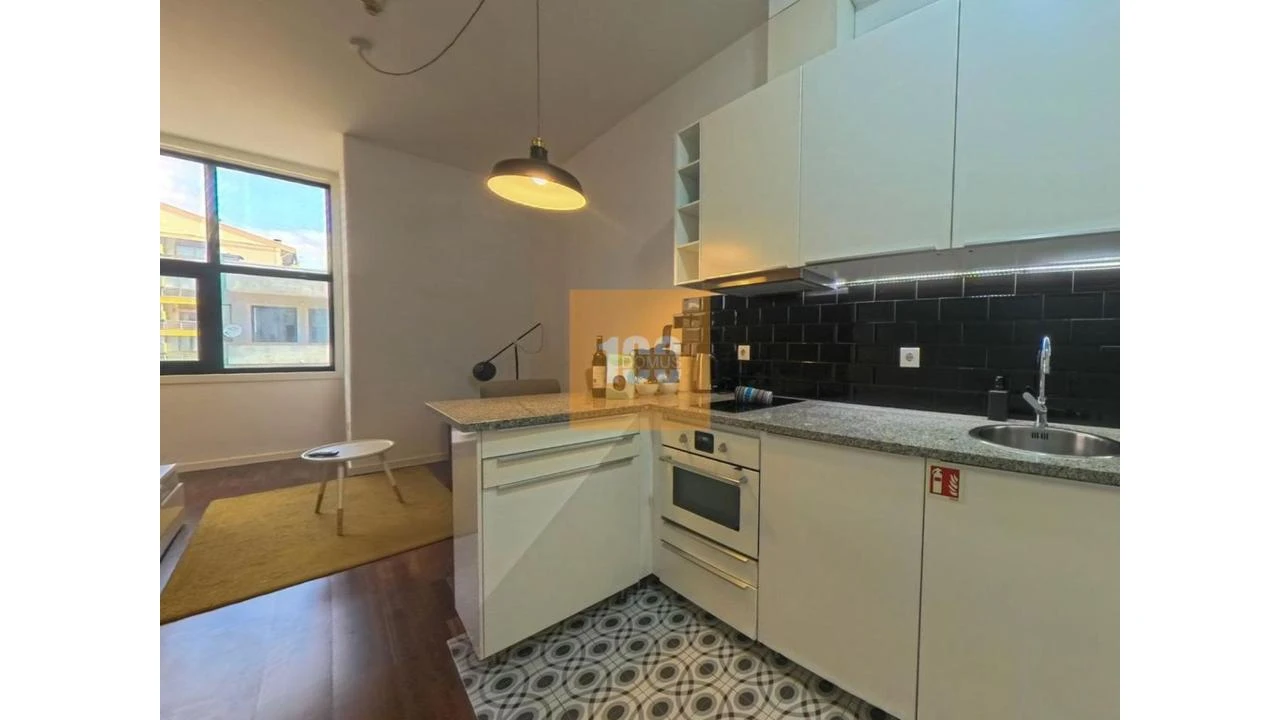 Apartamento para Venda em Ramalde Foto 6