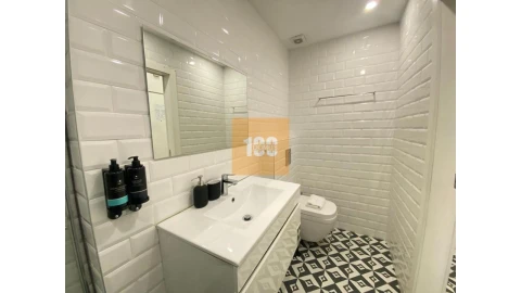 Apartamento para Venda em Ramalde