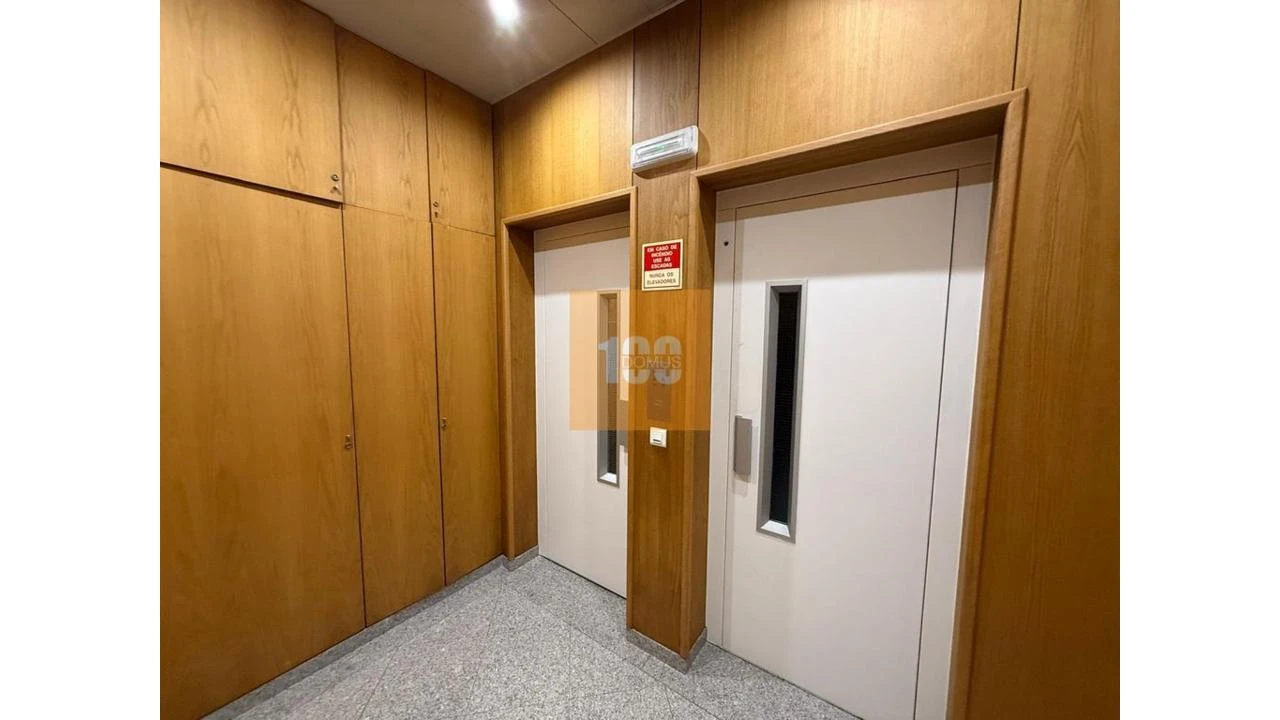 Apartamento para Venda em Ramalde Foto 19