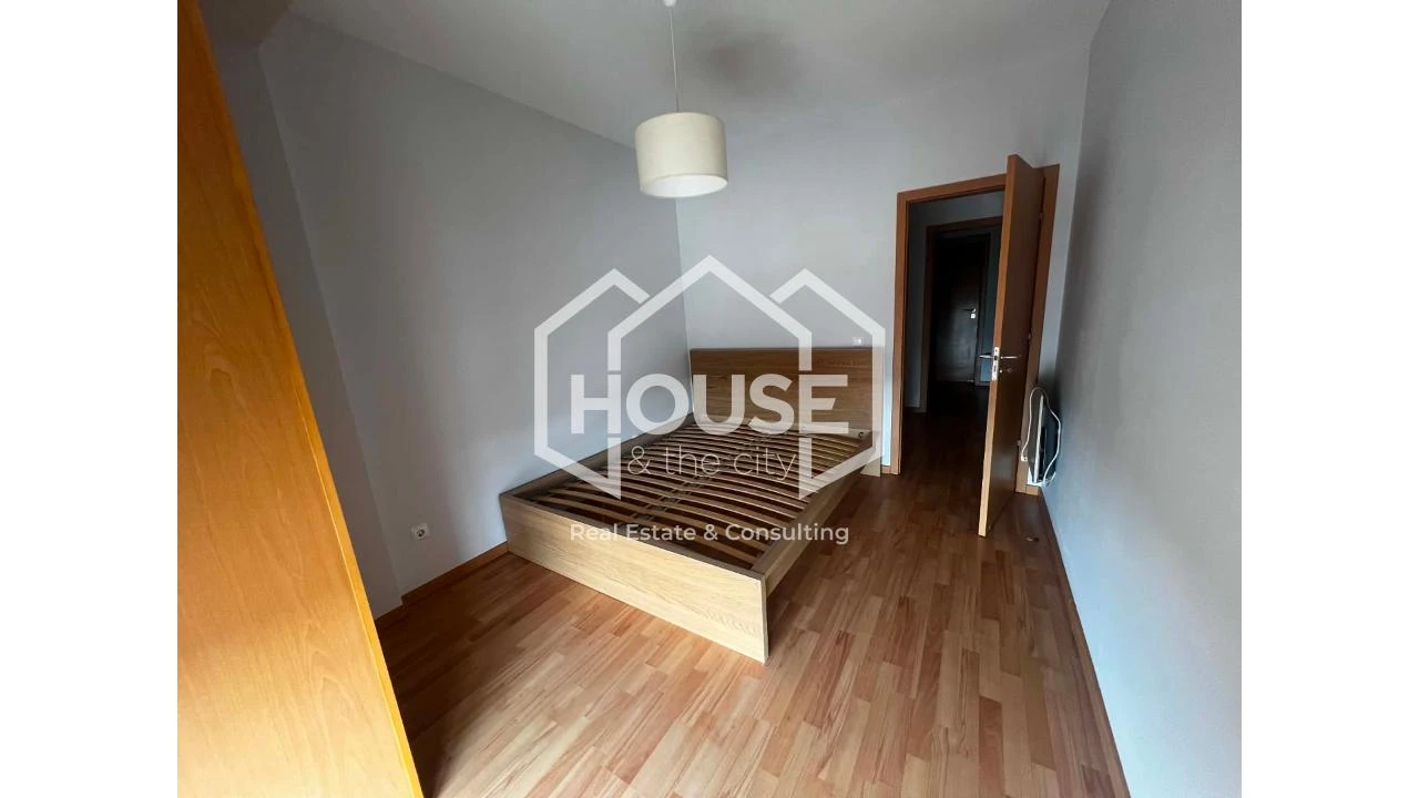 Apartamento T1 para Arrendamento em Aradas Foto 1