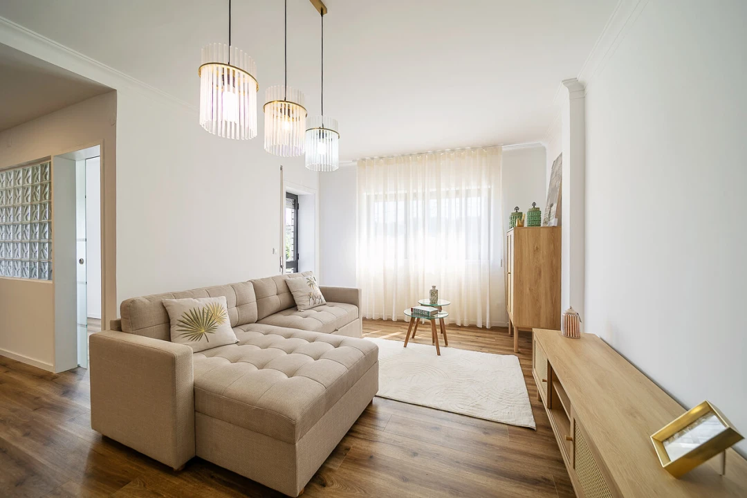 Apartamento T2 para Venda em Vilar de Andorinho Foto 5