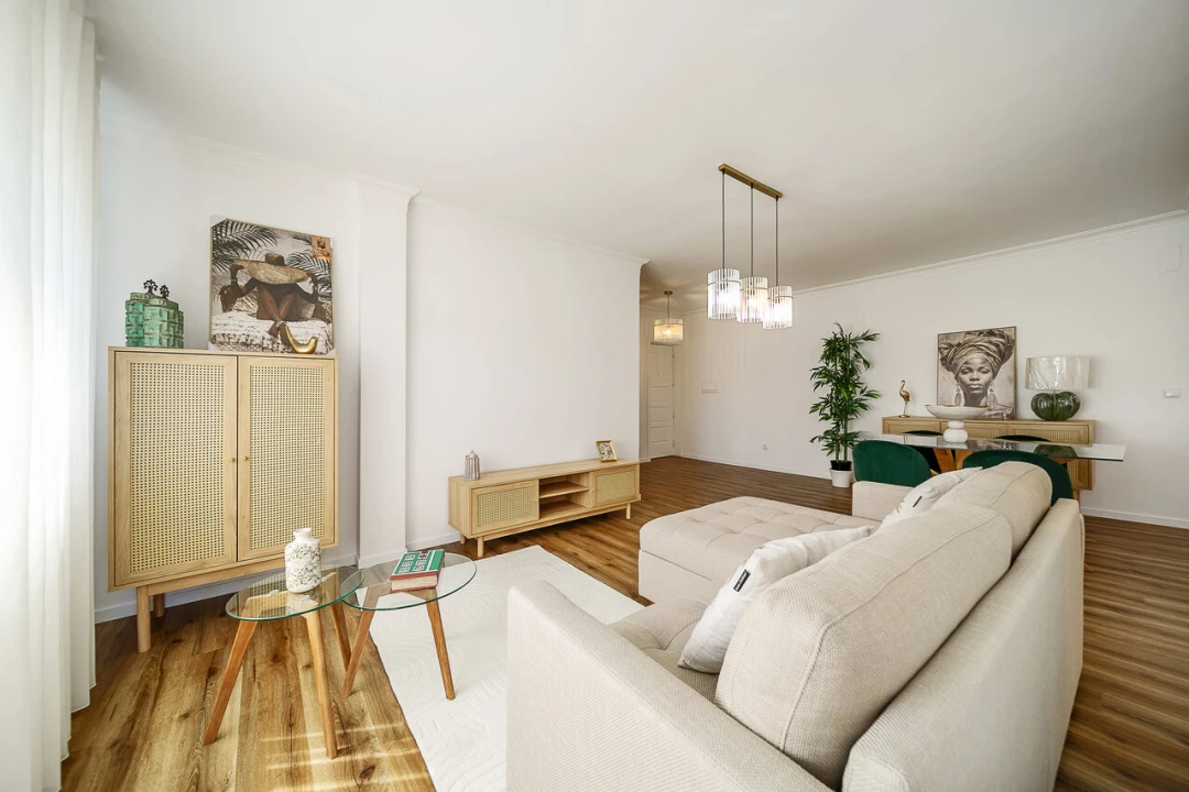 Apartamento T2 para Venda em Vilar de Andorinho Foto 9