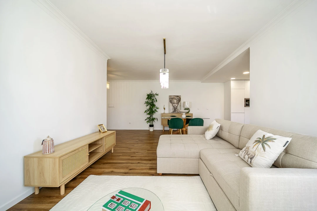 Apartamento T2 para Venda em Vilar de Andorinho Foto 10