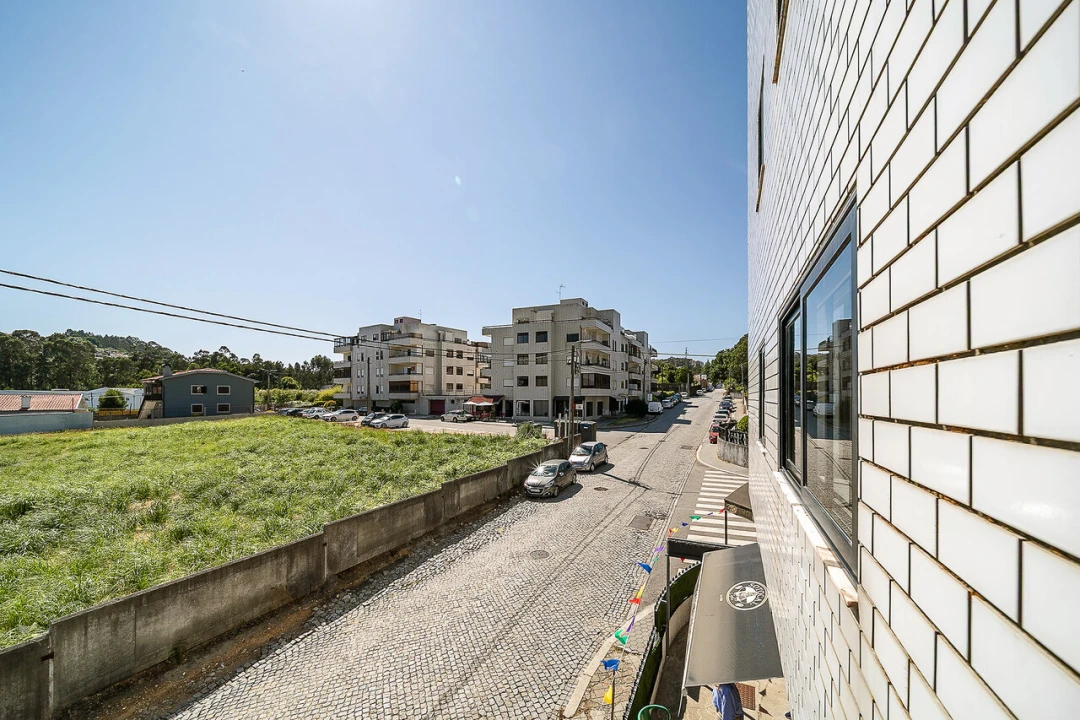 Apartamento T2 para Venda em Vilar de Andorinho Foto 11