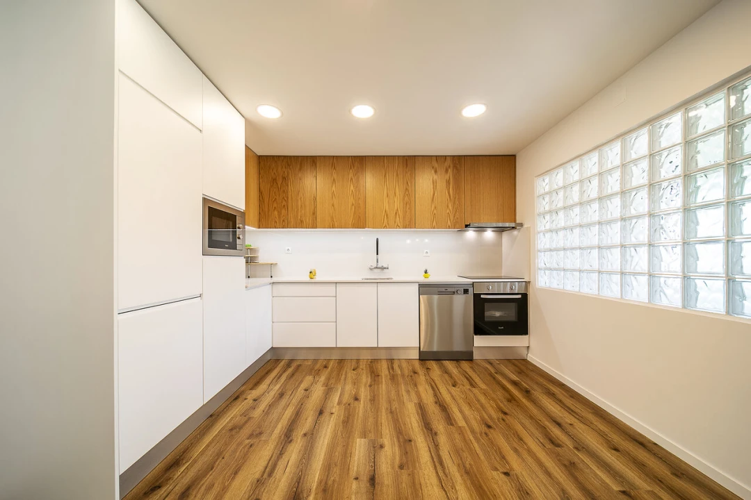 Apartamento T2 para Venda em Vilar de Andorinho Foto 13
