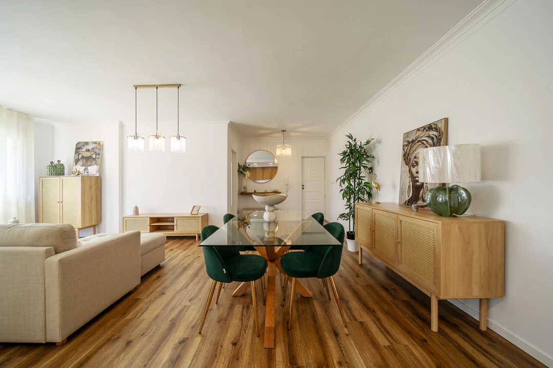 Apartamento T2 para Venda em Vilar de Andorinho Foto 16