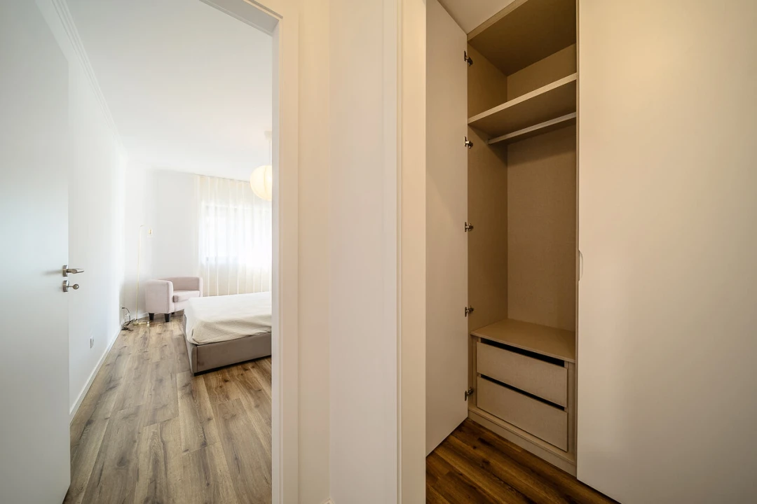 Apartamento T2 para Venda em Vilar de Andorinho Foto 32