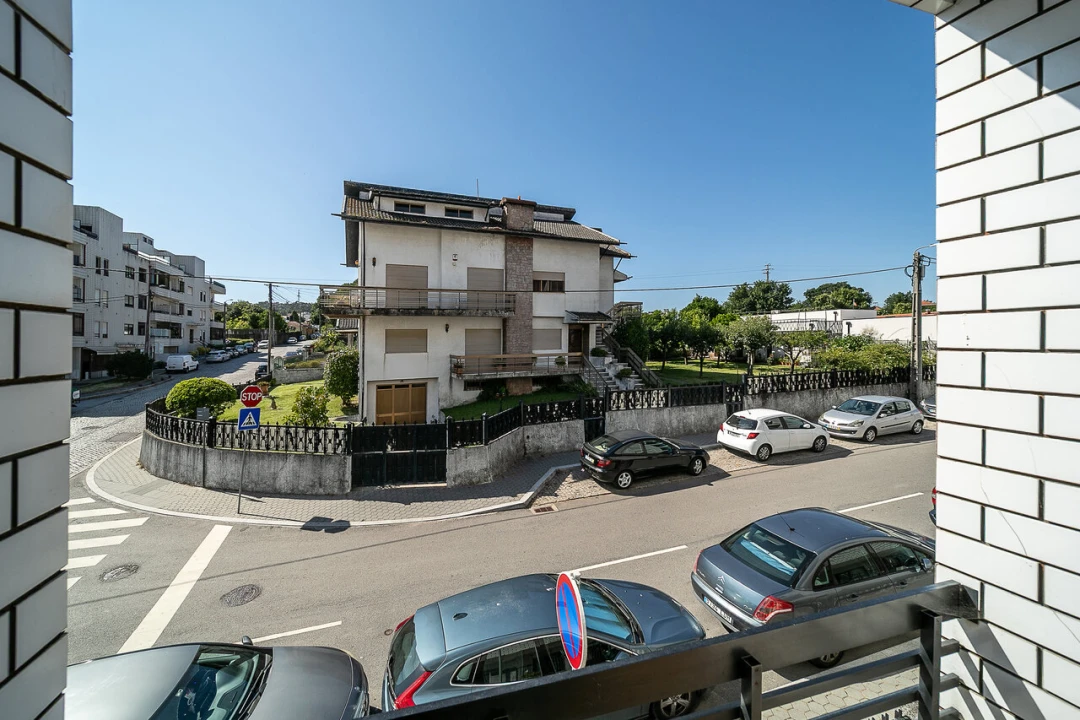 Apartamento T2 para Venda em Vilar de Andorinho Foto 37