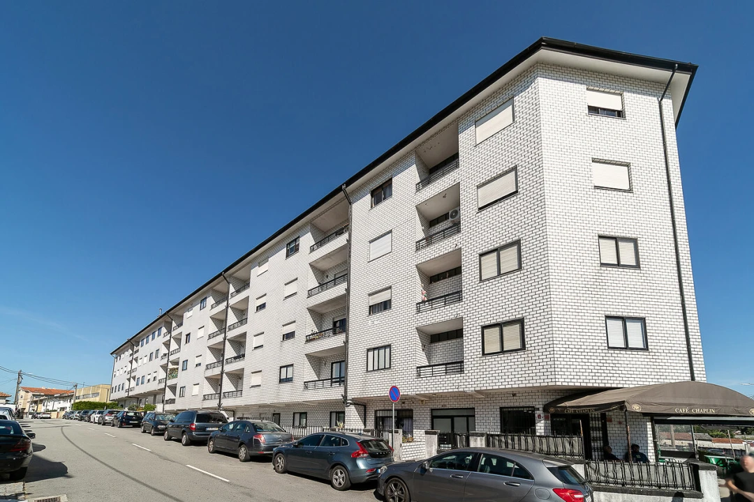 Apartamento T2 para Venda em Vilar de Andorinho Foto 40