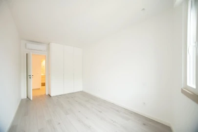 Apartamento T4 para Venda em Leiria, Pousos, Barreira e Cortes