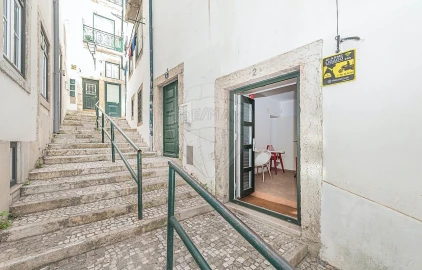 Moradia T6 para Venda em Santa Maria Maior