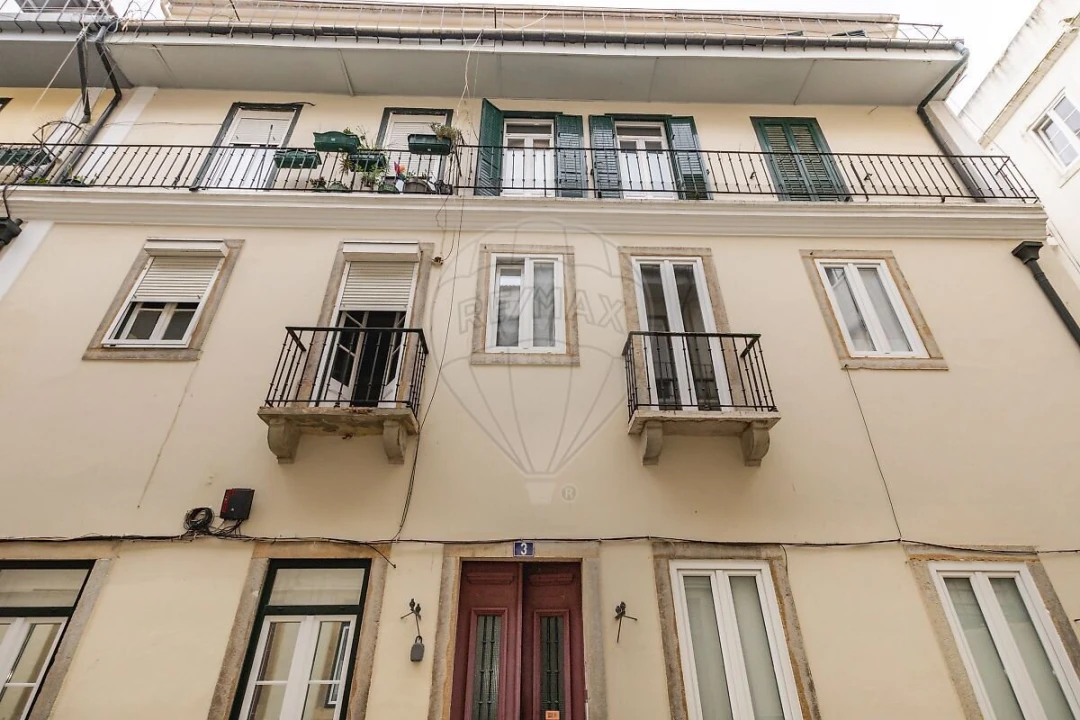 Apartamento T4 para Venda em Arroios Foto 1