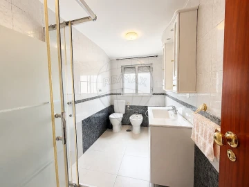 Apartamento T4 para Venda em Arroios