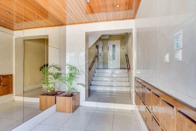 Apartamento T3 para Venda em Massamá e Monte Abraão