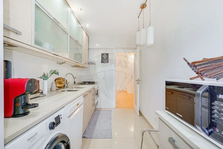 Apartamento T3 para Venda em Massamá e Monte Abraão Foto 6